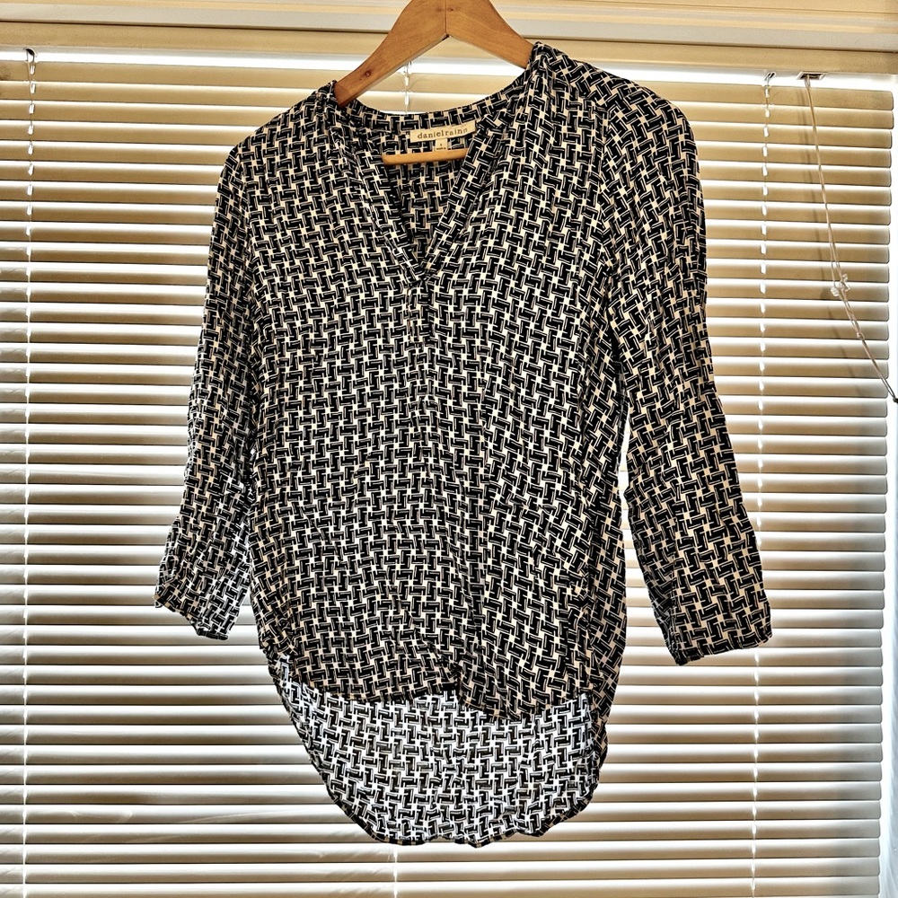 Black and white blouse